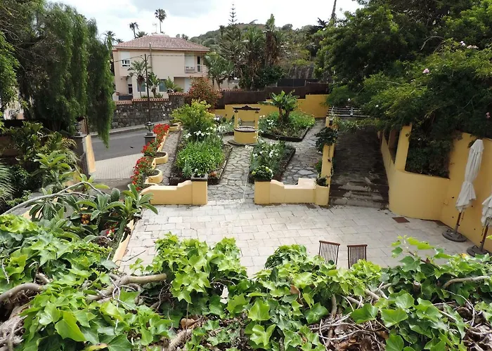 Alojamento de Acomodação e Pequeno-almoço Bellasombra Suites 2*