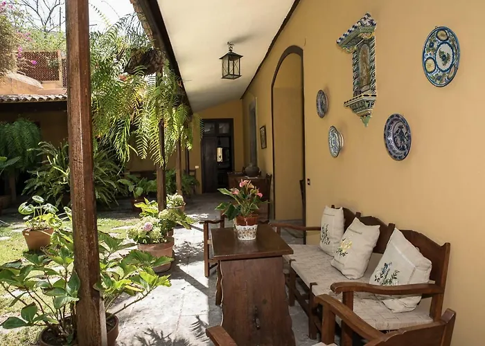 Bellasombra Suites